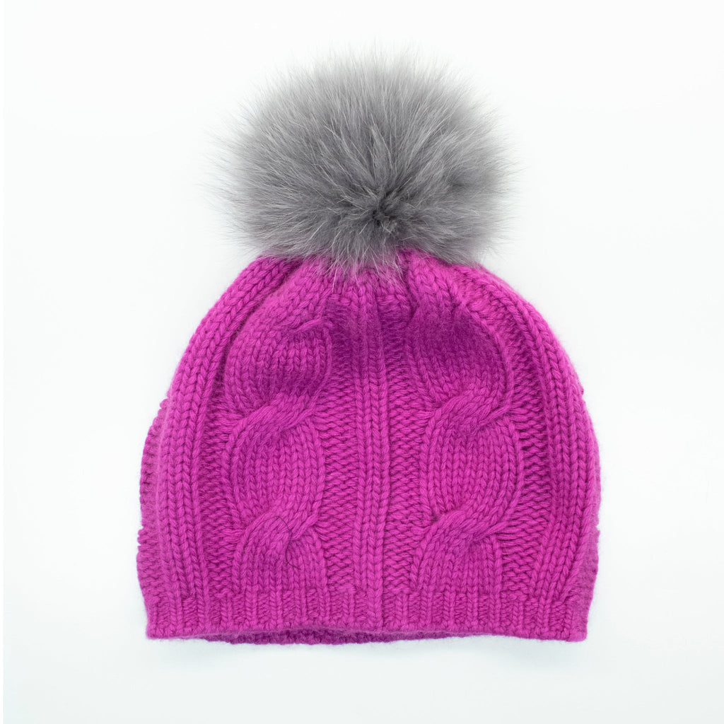 CABLE HAT WITH POM-1
